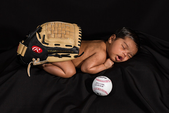 Baby Sebastian Sanchez First Month
