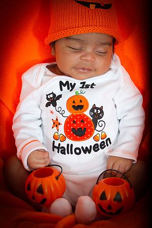 Baby Sebastian Sanchez First Month