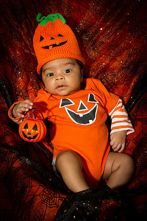 Baby Sebastian Sanchez First Month